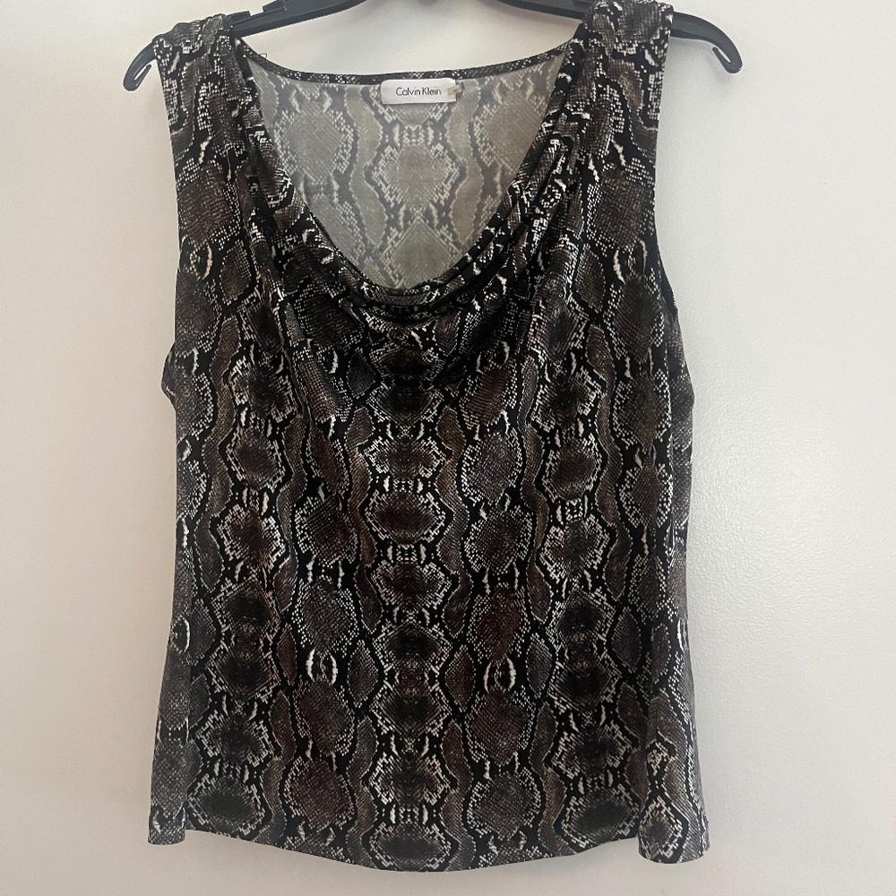 Cowl neck shell